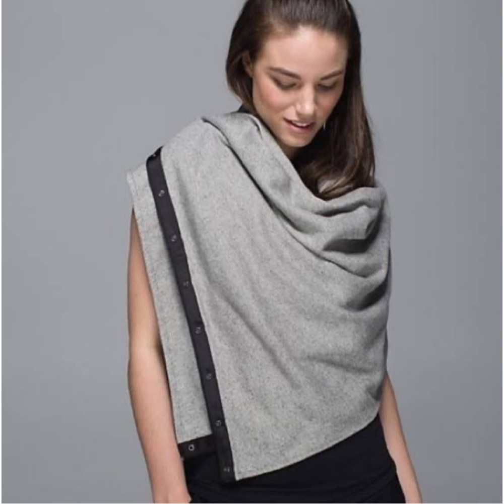 Lululemon scarf